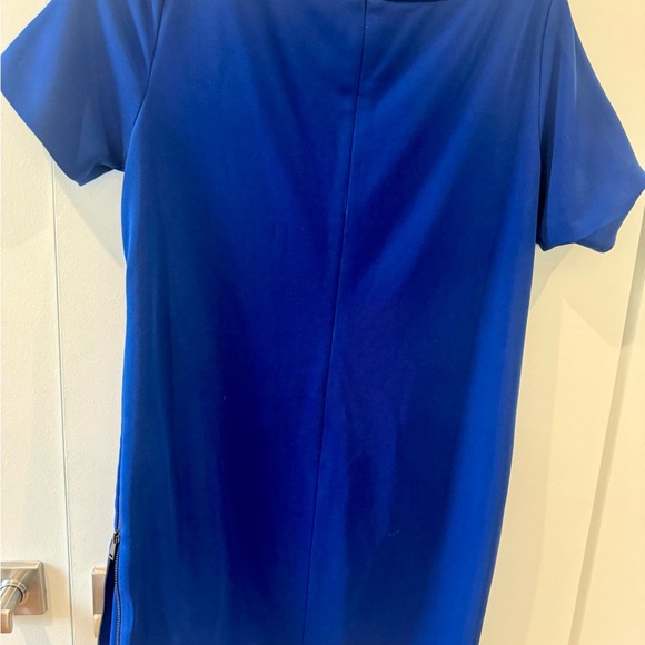 Elegant Blue Women's Dress - Picture 2 of 4